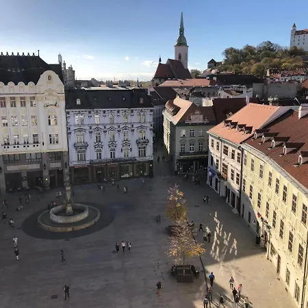 James Bond Apartment Old Town Bratislava Exterior photo